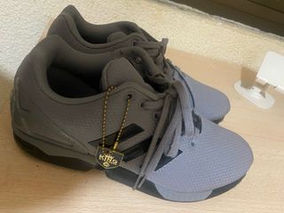 Zapatillas Adidas Grises