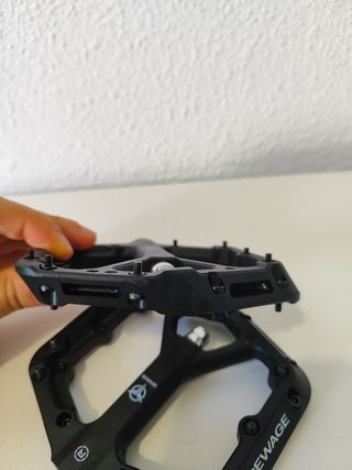 Pedales MTB/Enduro de nylon nuevos