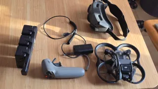 DJI Avata ( a reparar) Fly more combo(goggles 2)