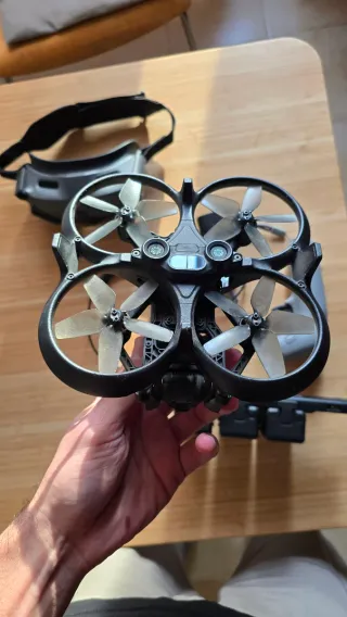 DJI Avata ( a reparar) Fly more combo(goggles 2)