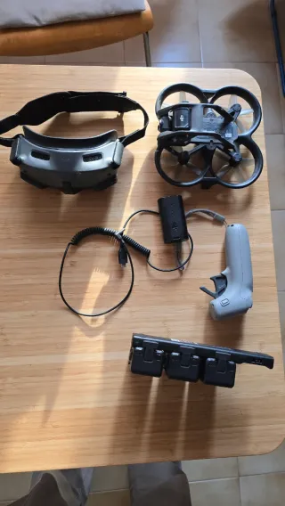 DJI Avata ( a reparar) Fly more combo(goggles 2)