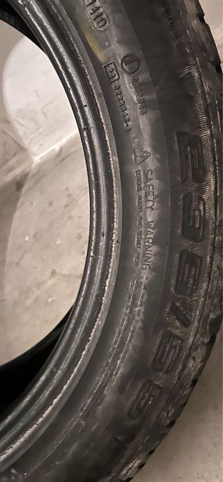 Neumático Continental 235/55 R19