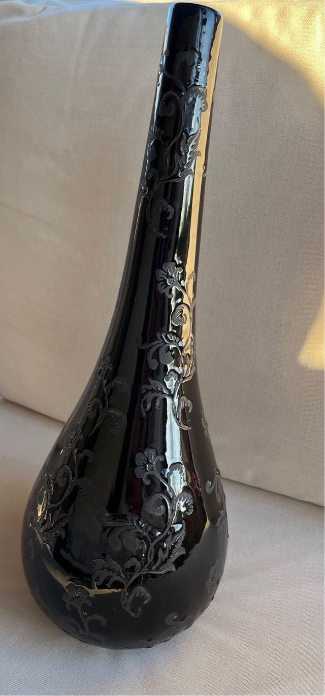 Grande vaso in ceramica nero vintage