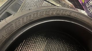 Neumático BRIDGESTONE 160/60ZR17 69(W)