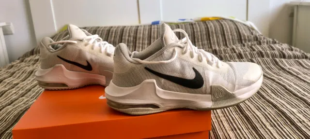 Nike Air Impact 4 Talla 44 Blancas