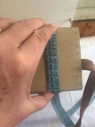 3 scatole vintage: 2 latta, 1 valigetta