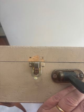 3 scatole vintage: 2 latta, 1 valigetta