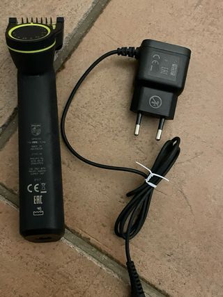 Máquina de afeitar Philips negra