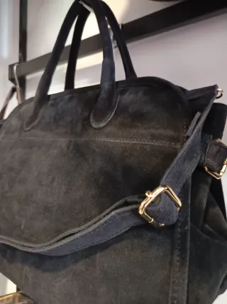 Bolso grande de piel