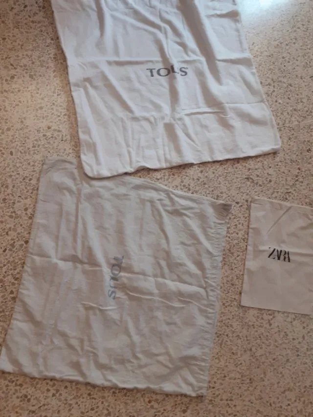 Bolsas de tela / guardapolvos Tous y Zara