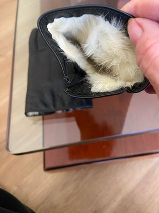 Guantes de piel forrados de conejo.