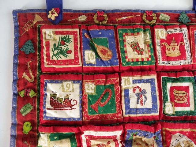 Calendario de Adviento de Tela Navideño