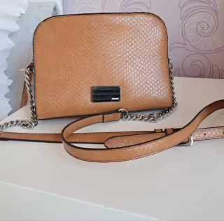 Bolso Parfois Cadena Marrón y Plateado