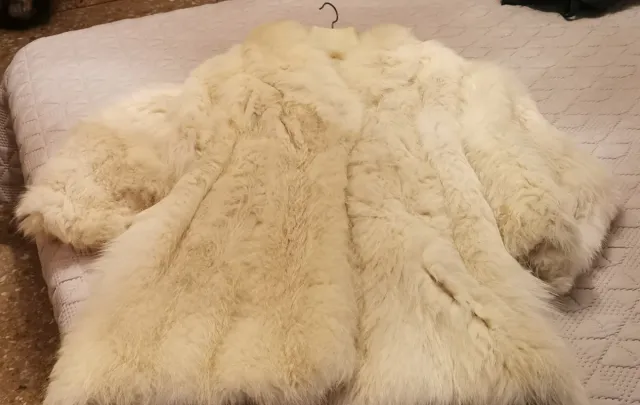 Chaquetón de zorro blanco