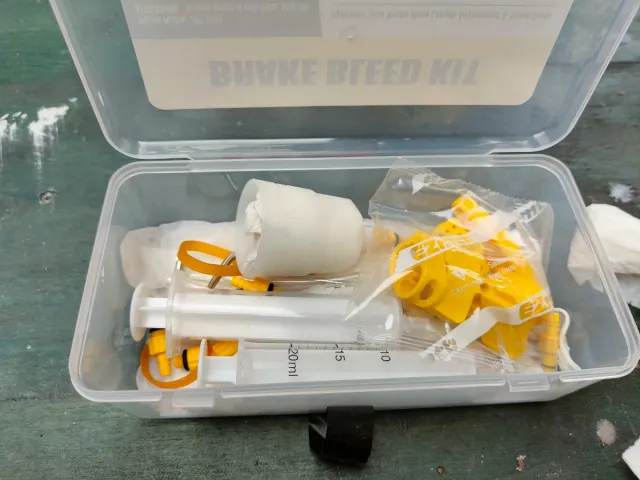 Líquido de frenos hidráulicos