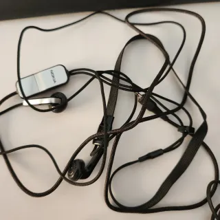 Caricatori Nokia originali e auricolari