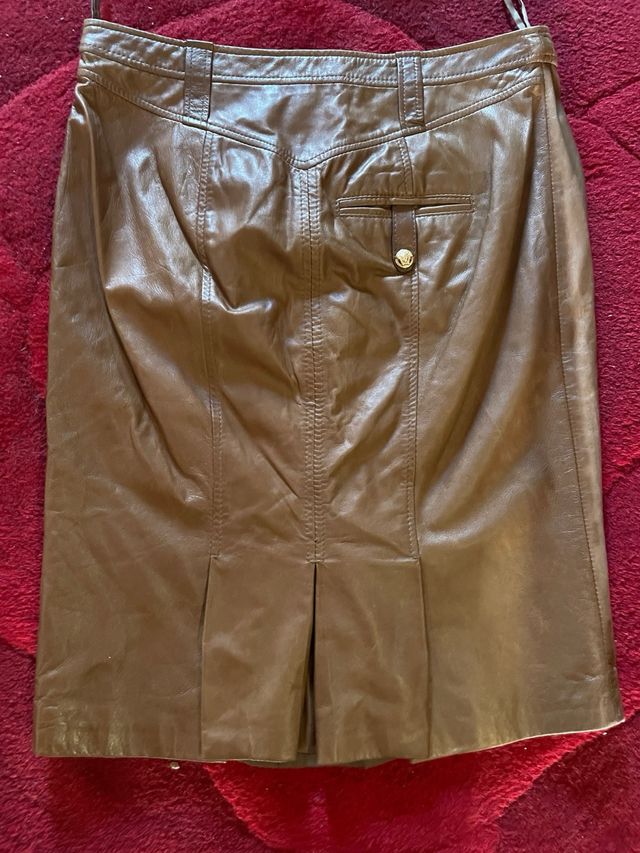 Falda de cuero marrón Versace