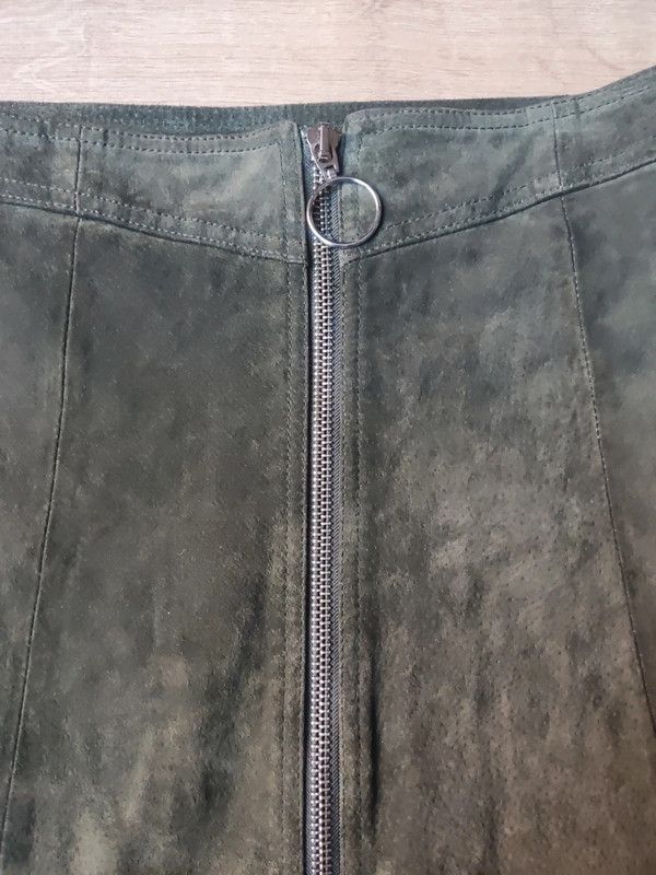 Falda Zara Piel Verde Talla S