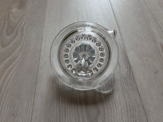 Spremiagrumi in vetro trasparente