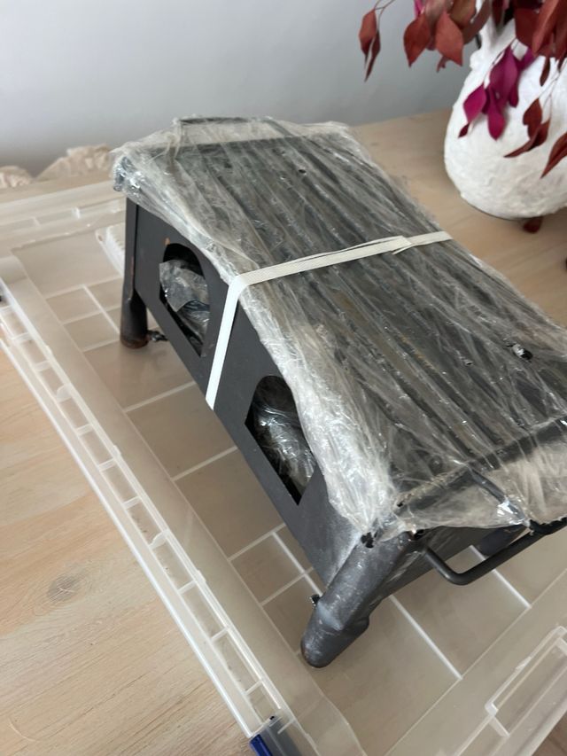 Barbacoa de hierro negra