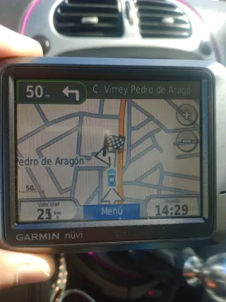Navegador GPS Garmin nüvi 205