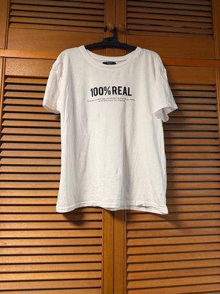 Camiseta Bershka 100% REAL blanca