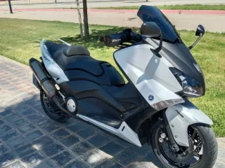 Moto Yamaha TMAX