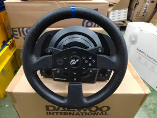 Thrustmaster T300 GT Edition con Pedali