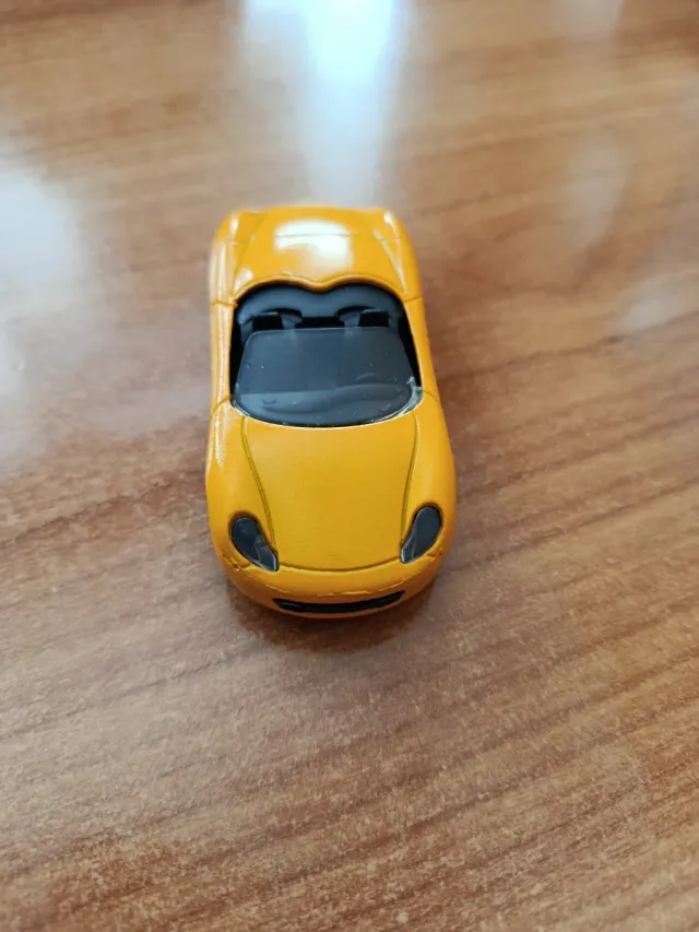 Porsche Boxster Majorette Amarillo