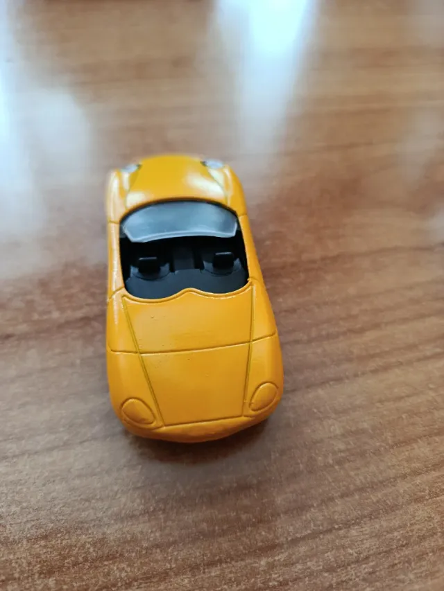 Porsche Boxster Majorette Amarillo