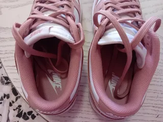 Zapatillas Nike Mujer Rosa y Blanco