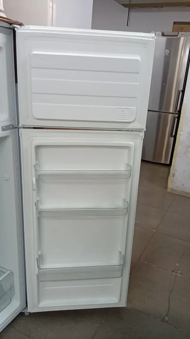 Nevera TEKA mediana
