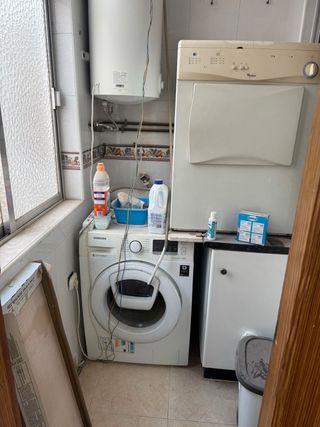 Mueble de cocina madera y plástico