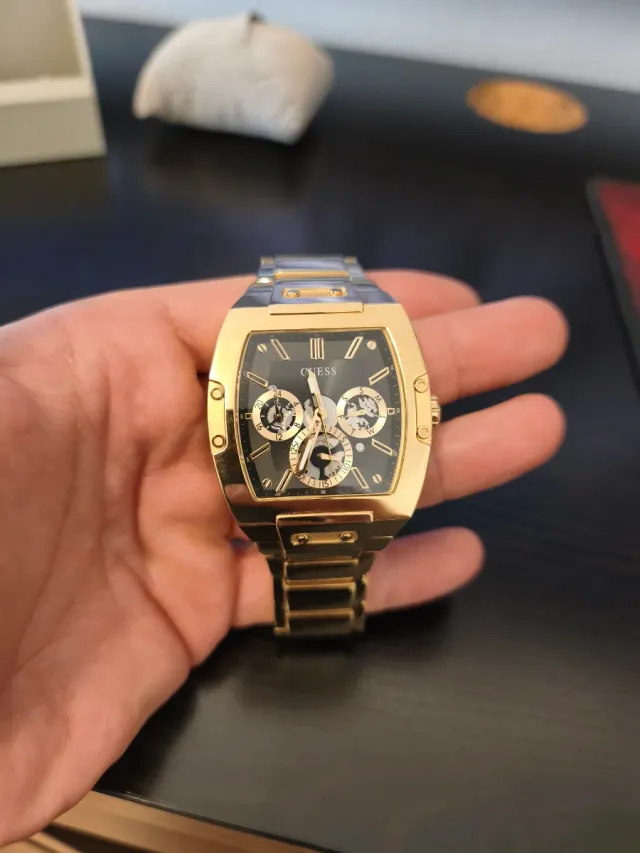 Reloj hombre Guess gold nuevo