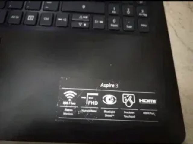 Ordenador portátil Acer negro