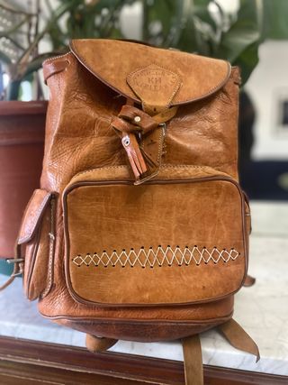 Mochila de cuero KH