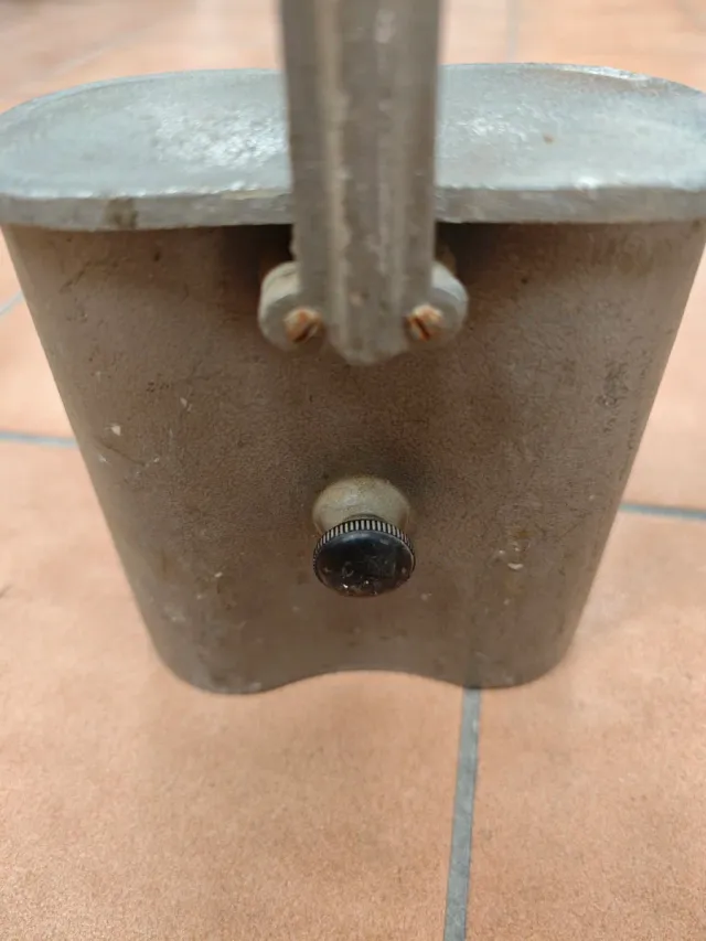 Lámpara de ferrocarril antigua