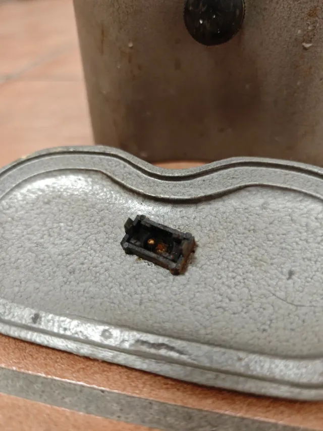 Lámpara de ferrocarril antigua