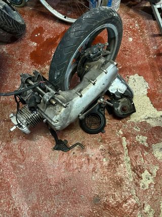 Blocco Motore Aprilia Scarabeo a Disco