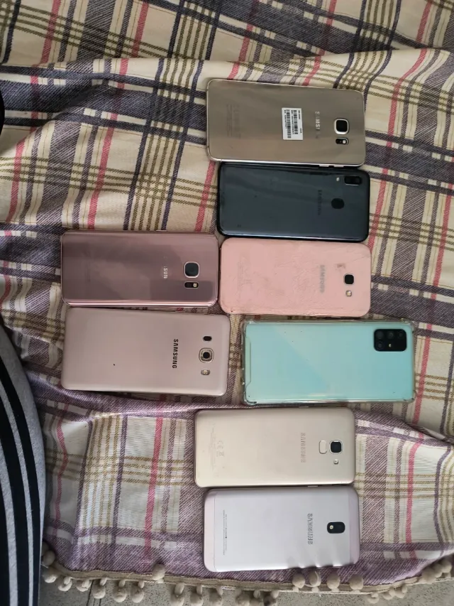 8 Samsung para piezas o reparar