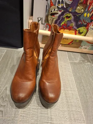 Botines tacón marrón talla 38