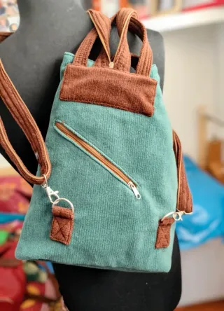 Zaino artigianale in velluto