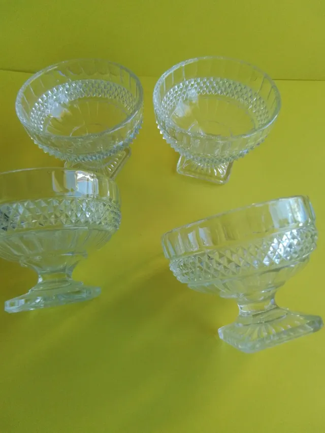 Copas de cristal tallado (Set de 4)