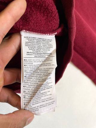 Sudadera Capucha Nike Swoosh Burdeos Logo Bordado