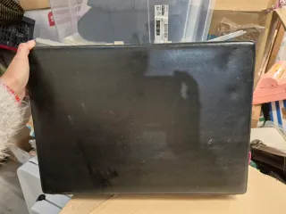 Maletín de piel negro