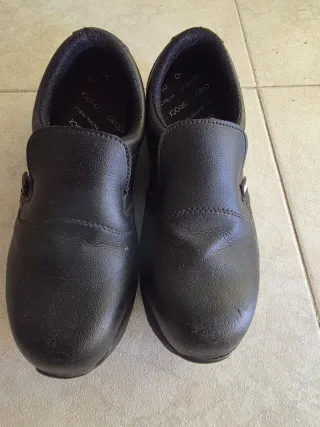 Zapatos de trabajo Oriocx negros