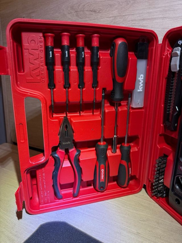 Maletín de herramientas KWB ( Aleman)