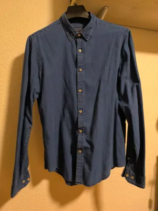 Camisa de Zara estilo vaquera con patrón