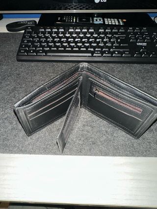 Portafoglio uomo nero