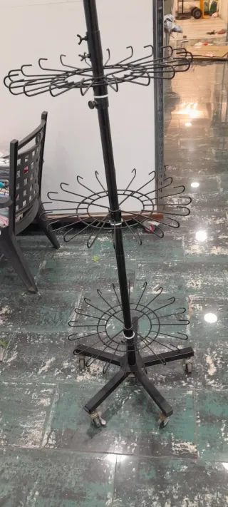 Expositor Giraterio negro 5 niveles